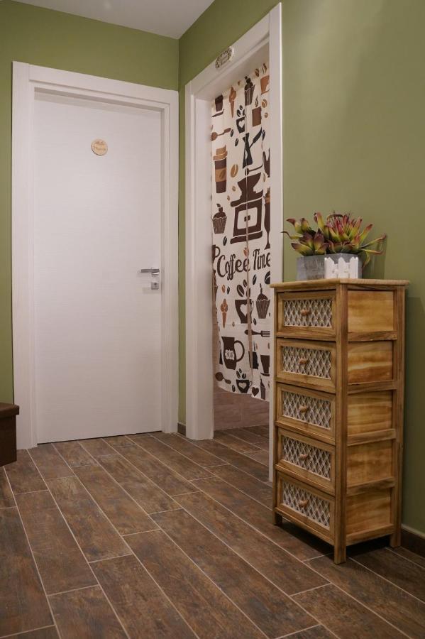 L'Oasi Di Venere Bed And Breakfast Caserta Ngoại thất bức ảnh