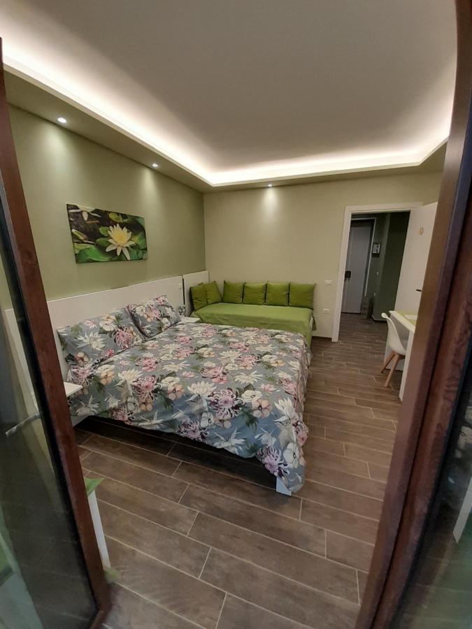 L'Oasi Di Venere Bed And Breakfast Caserta Ngoại thất bức ảnh
